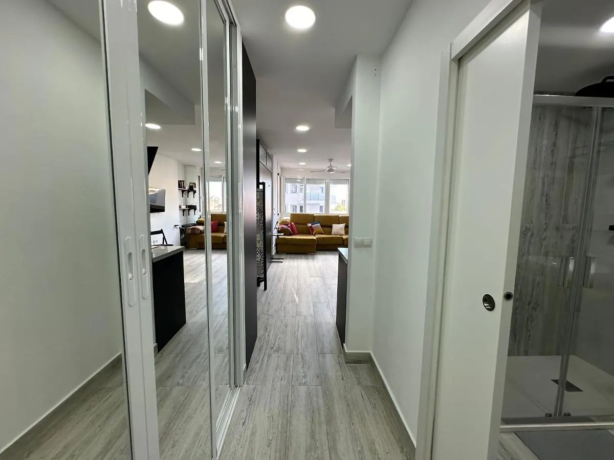 Ver417 - Reformado, Wifi, Vistas Al Mar, Piscina, Playa A 600 Metros, Centro A 300 Metros Torremolinos